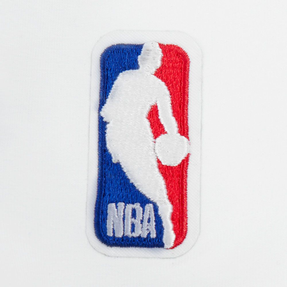 Pro Standard Women's Charlotte Hornets White Crest Emblem Boxy T-Shirt product image