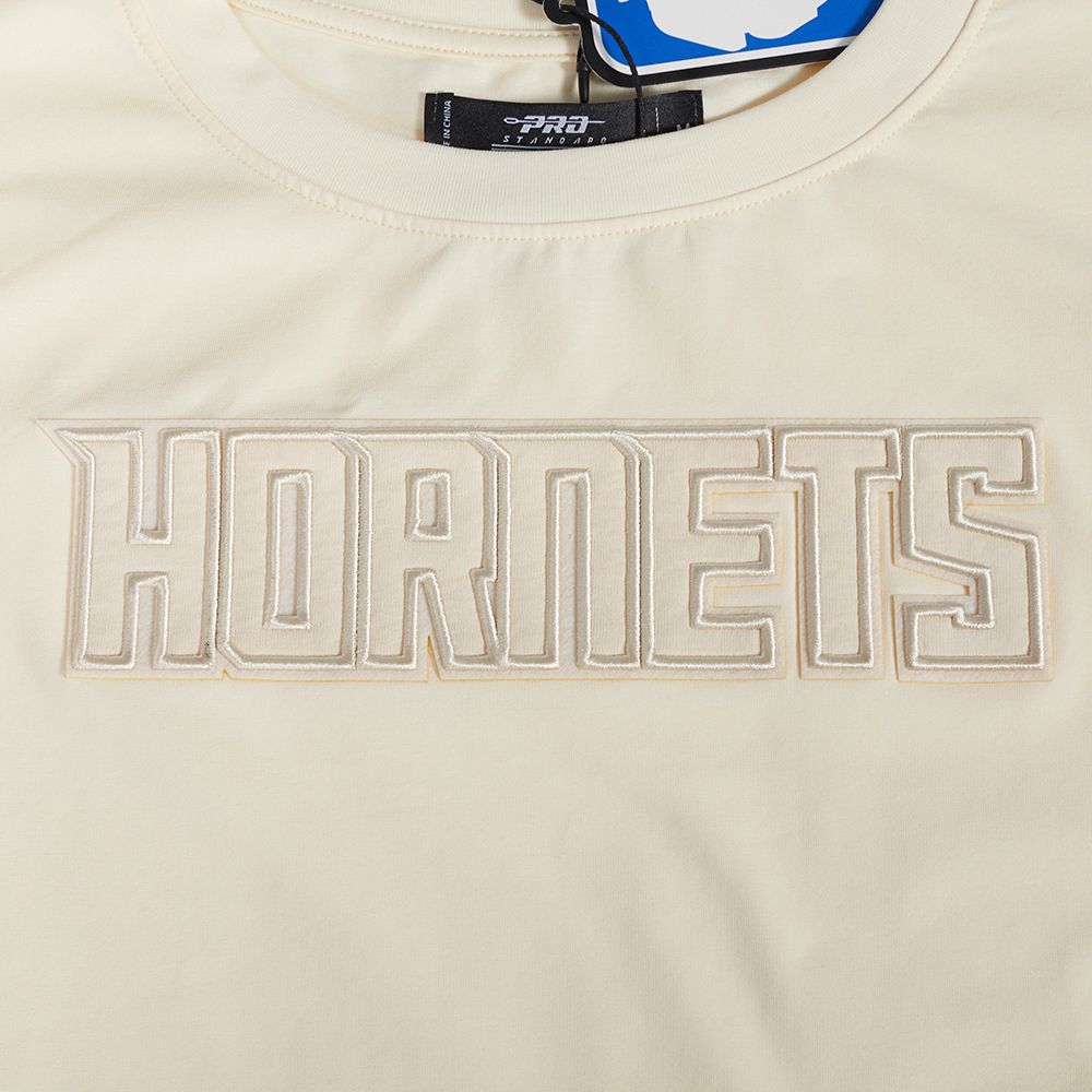 Pro Standard Women's Charlotte Hornets Off-White Neutral Boxy Cropped T-Shirt product image