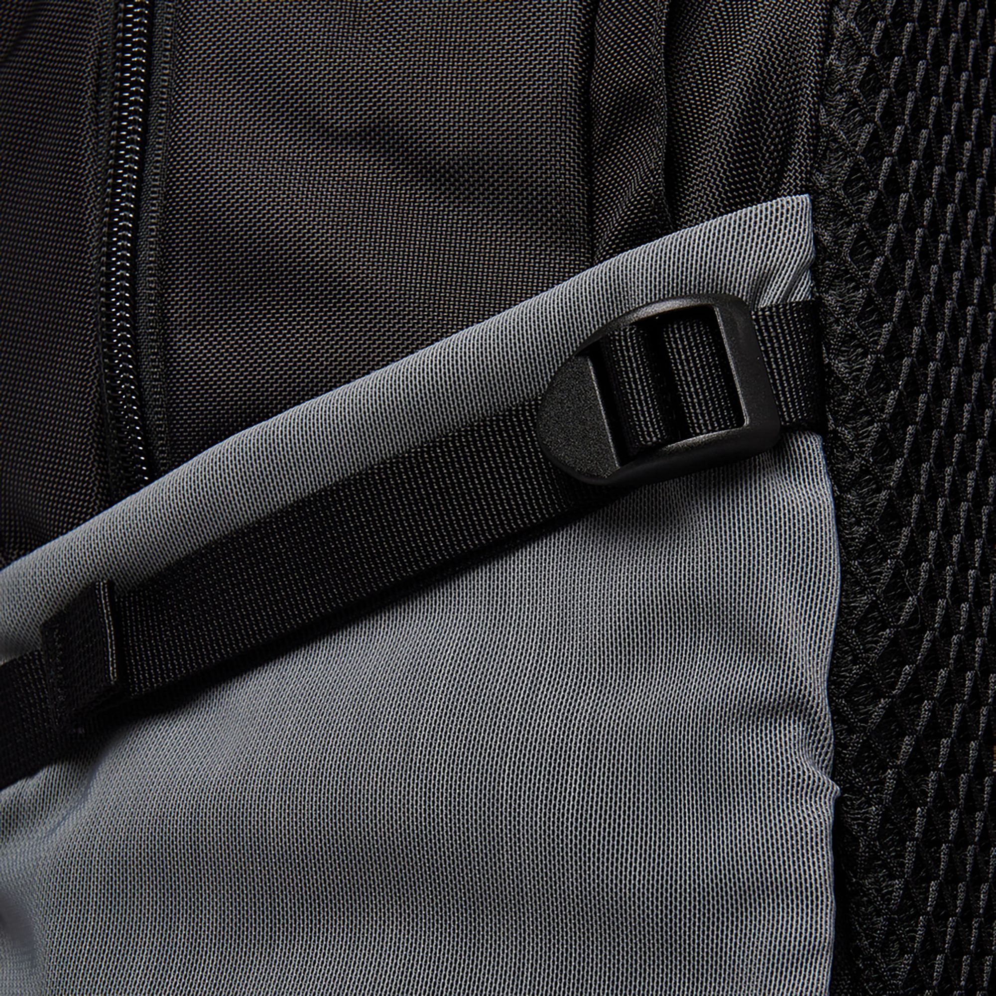 Black Diamond Theorem 30L Backpack product image