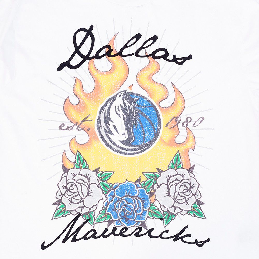 Pro Standard Men's Dallas Mavericks White Fire And Roses Washed T-Shirt product image