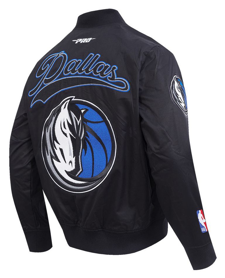 Pro Standard Men's Dallas Mavericks Black Living Large Jacket product image