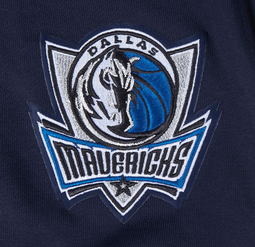 Pro Standard Women's Dallas Mavericks Jewel Cropped Pullover Hoodie product image
