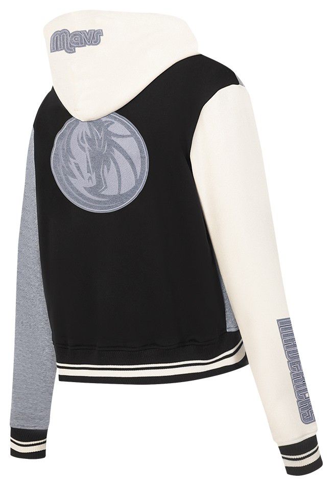 Pro Standard Women's Dallas Mavericks Black Reverse French Terry Pullover Hoodie product image