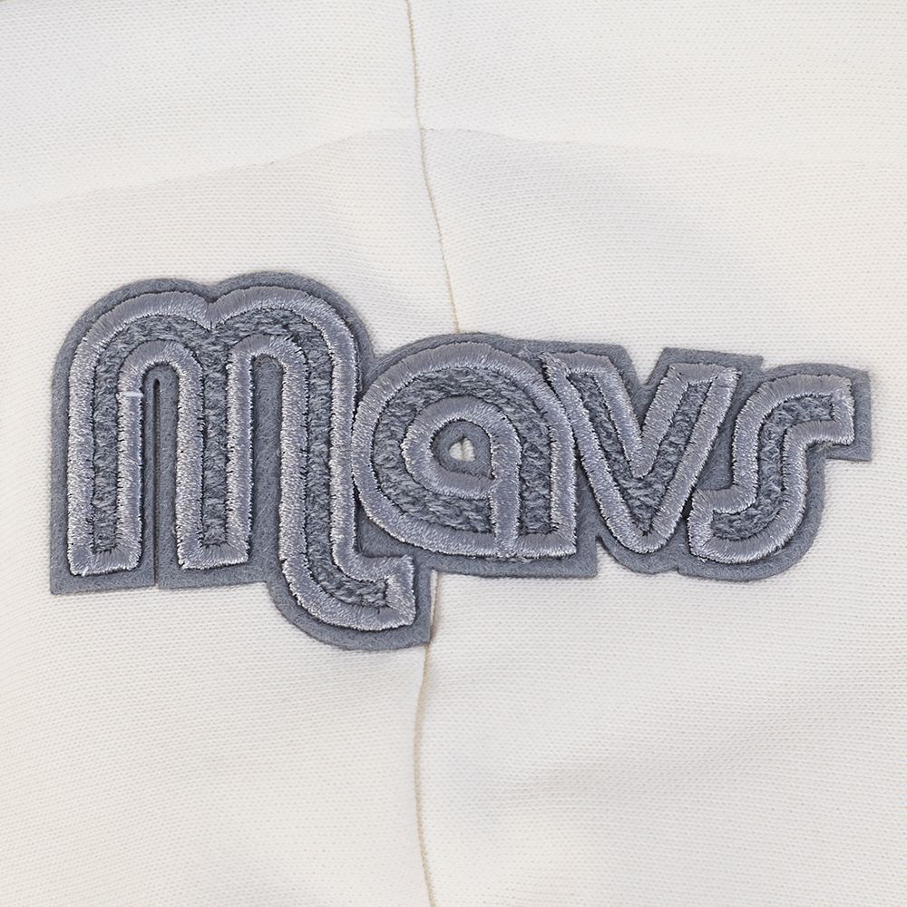 Pro Standard Women's Dallas Mavericks Black Reverse French Terry Pullover Hoodie product image