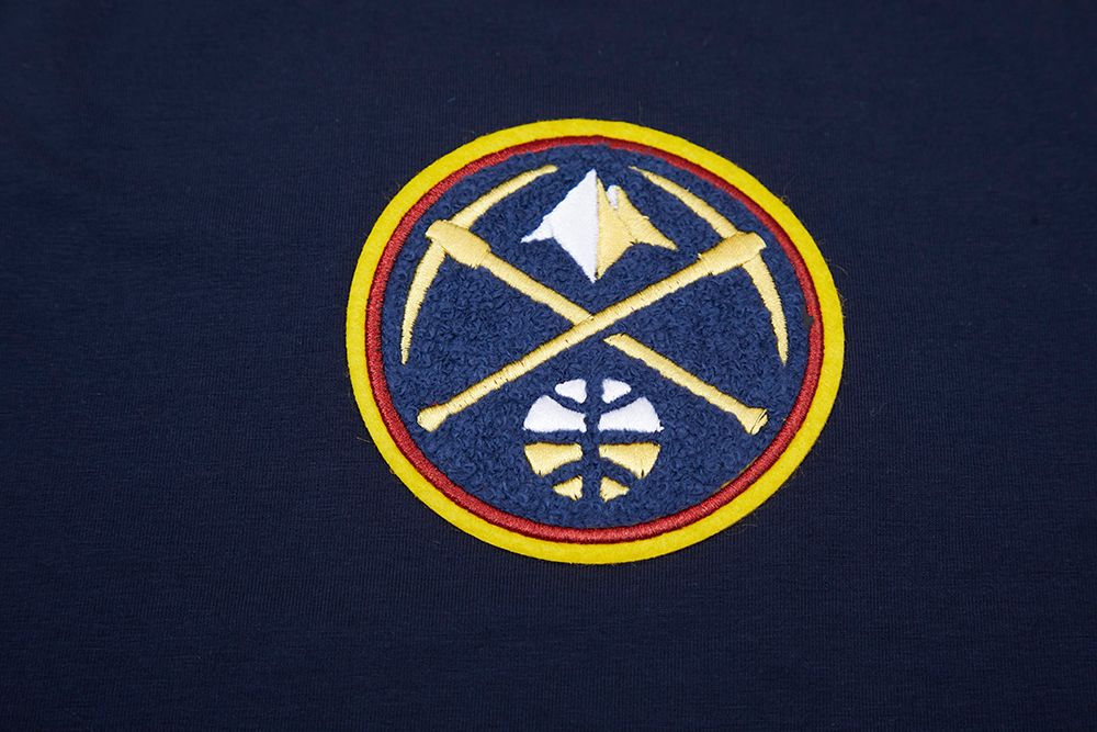 Pro Standard Women's Denver Nuggets Navy Classic Boxy Cropped T-Shirt product image