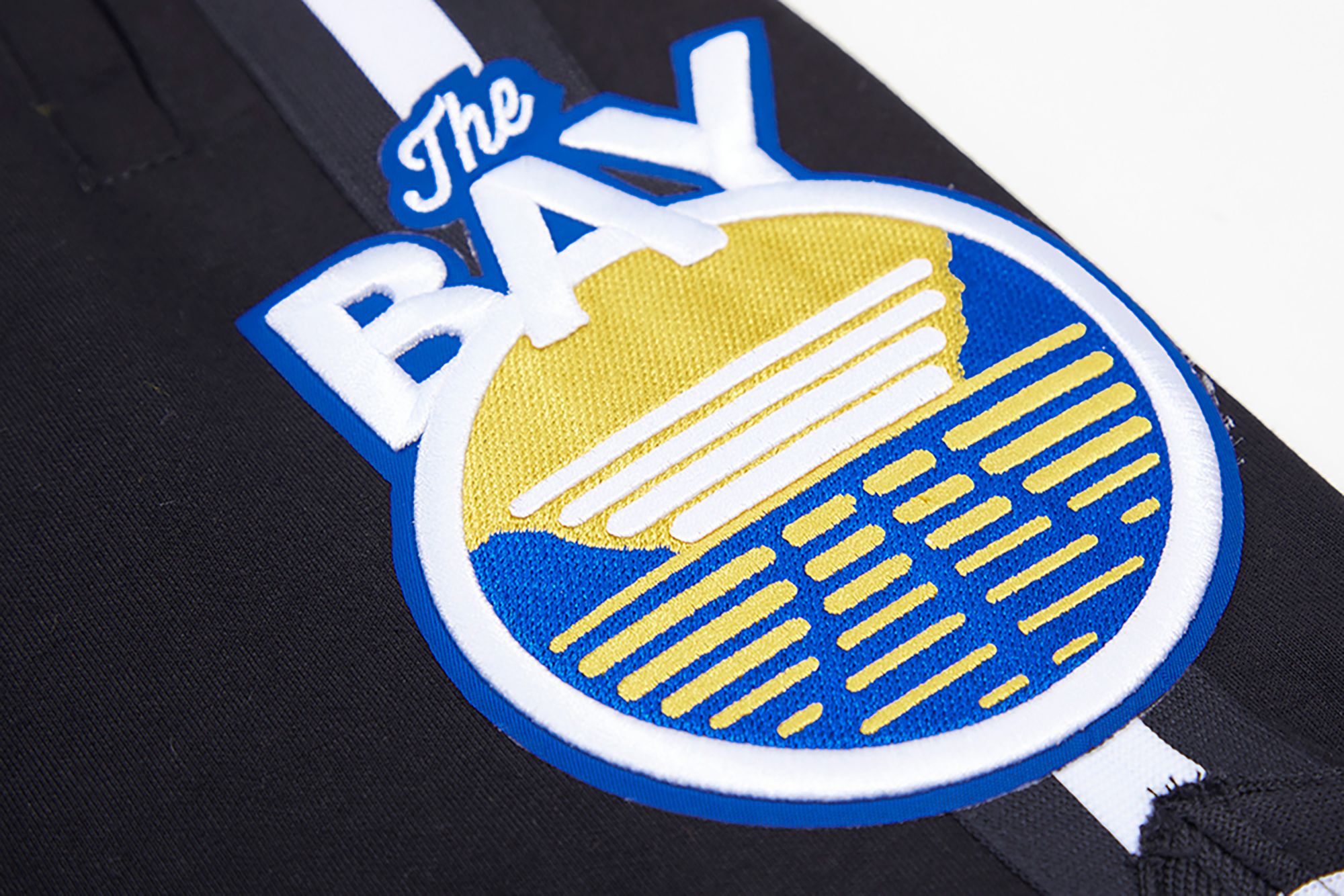 Pro Standard Men's Golden State Warriors Black Chenille Shorts product image