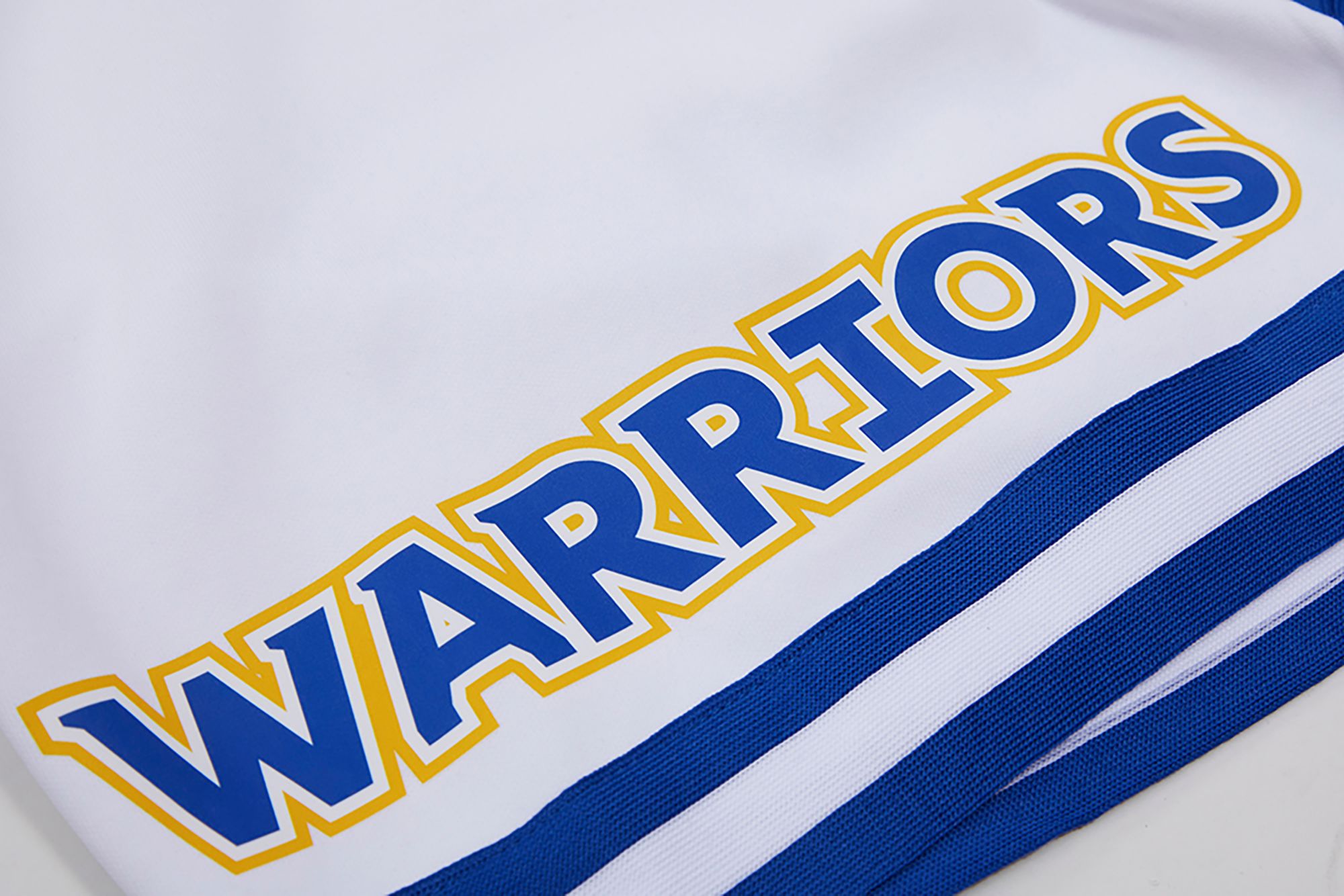 Pro Standard Men's Golden State Warriors White Chenille Shorts product image