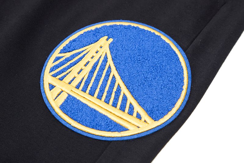 Pro Standard Men's Golden State Warriors Black Classic Chenille Joggers product image
