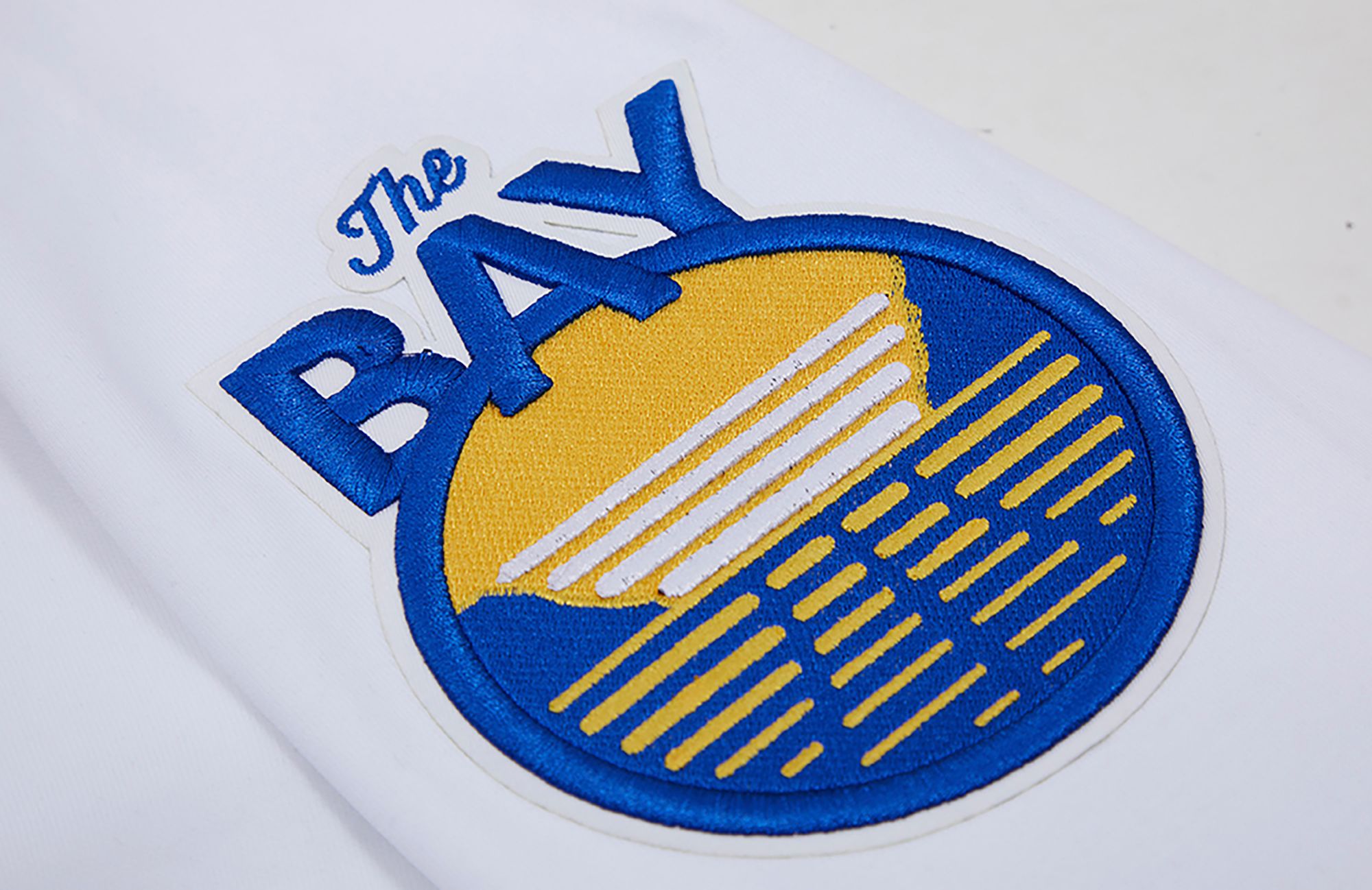 Pro Standard Men's Golden State Warriors White Chenille Full Zip Hoodie product image