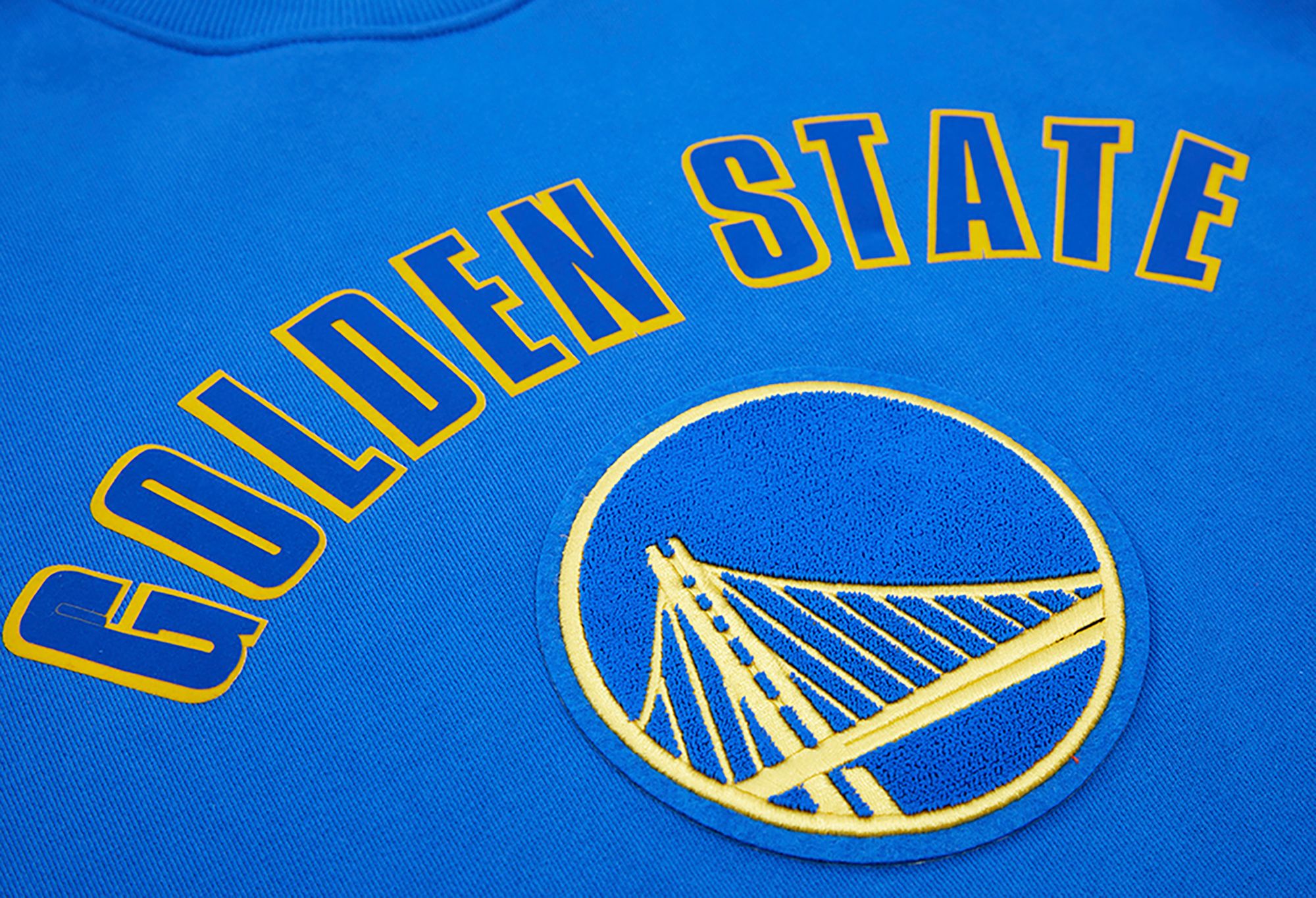Pro Standard Men's Golden State Warriors Royal Fleece Crewneck Sweater product image