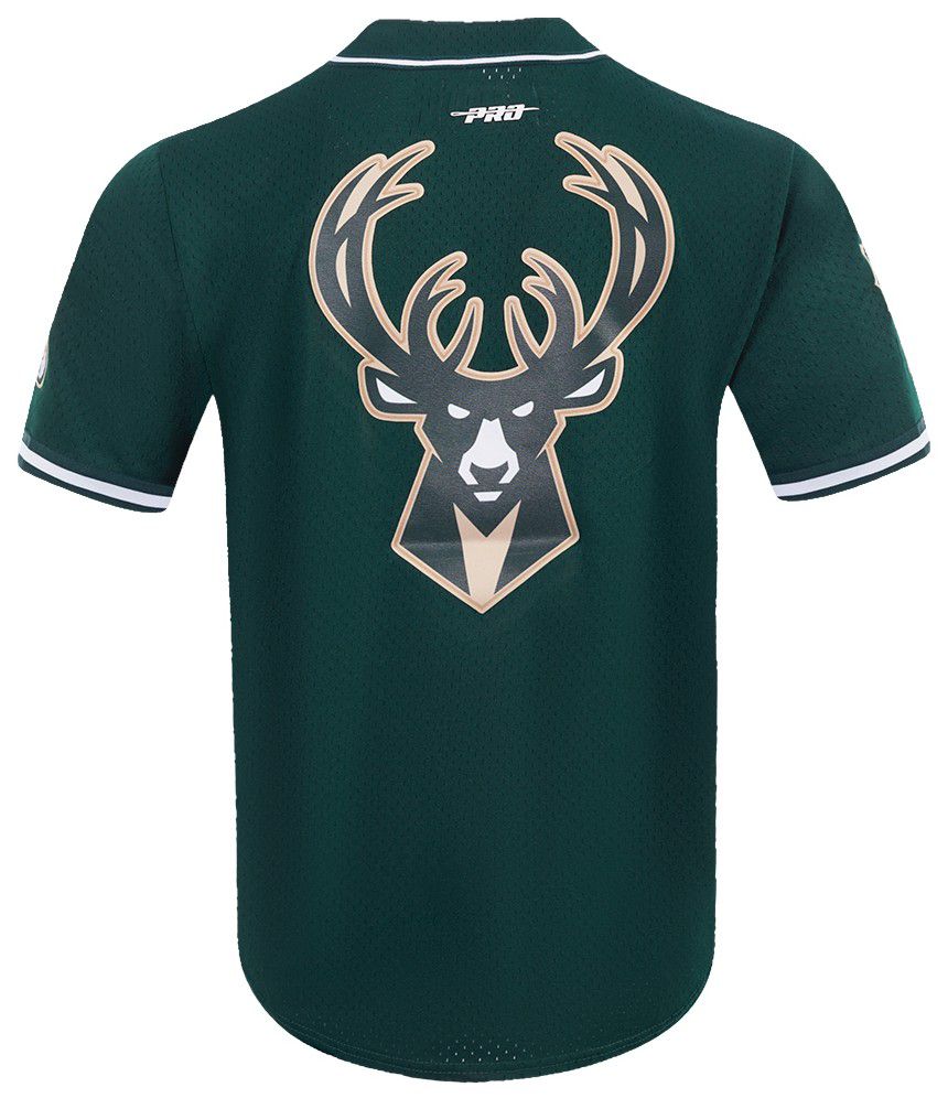 Pro Standard Men's Milwaukee Bucks Green Classic Mesh Button Down Shirt product image