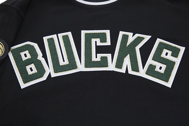 Pro Standard Men's Milwaukee Bucks Black Classic Chenille T-Shirt product image