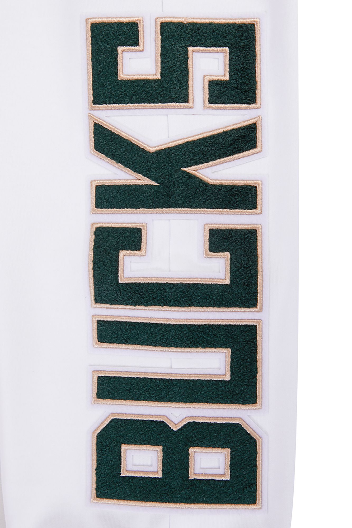 Pro Standard Men's Milwaukee Bucks White Chenille Joggers product image