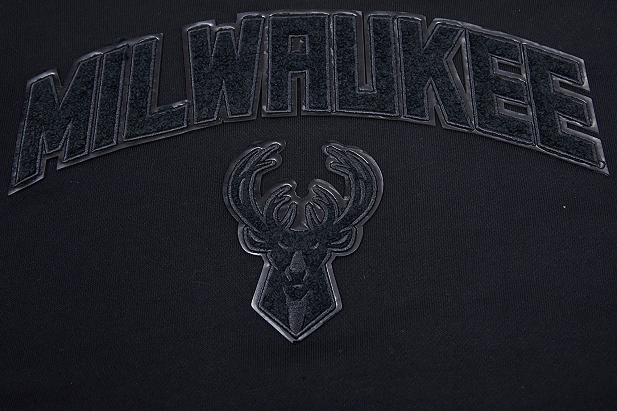 Pro Standard Women's Milwaukee Bucks Black Fleece Pullover Hoodie product image