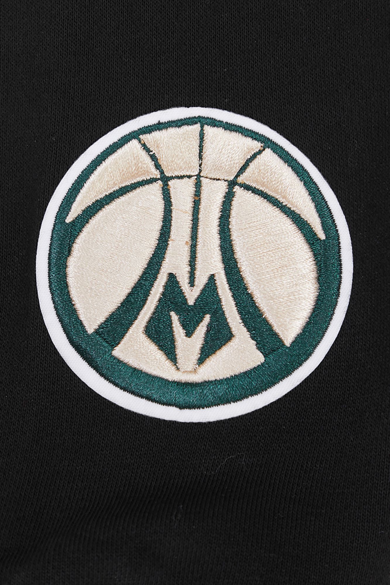 Pro Standard Women's Milwaukee Bucks Black Fleece Pullover Hoodie product image