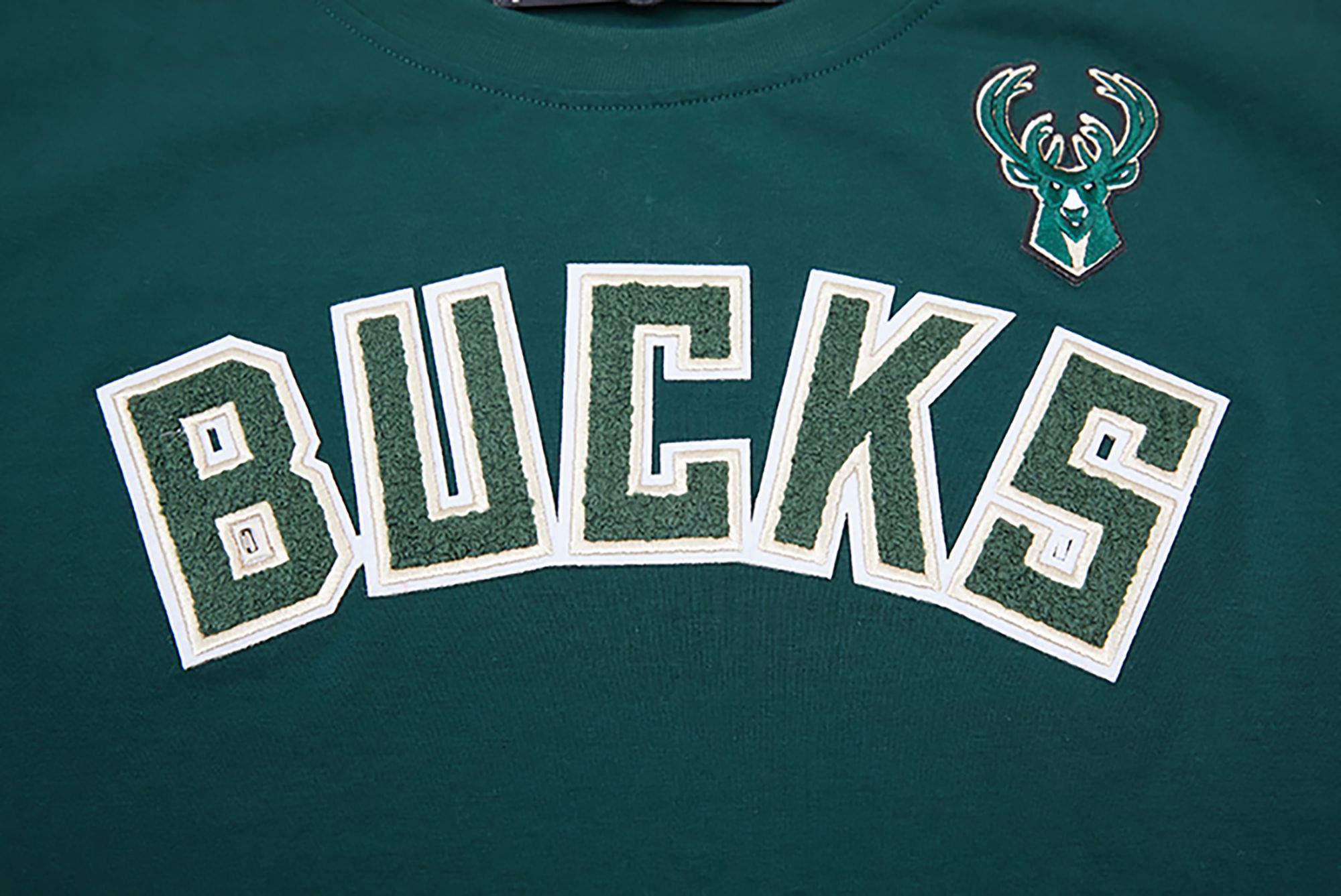 Pro Standard Women's Milwaukee Bucks Green Fleece Crewneck Sweater product image