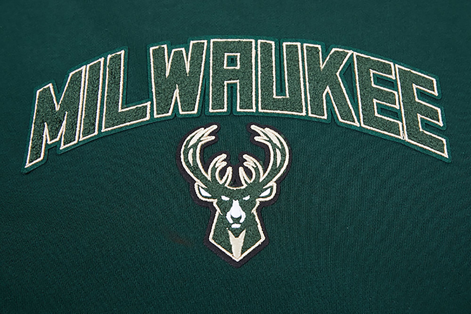Pro Standard Women's Milwaukee Bucks Green Fleece Crewneck Sweater product image