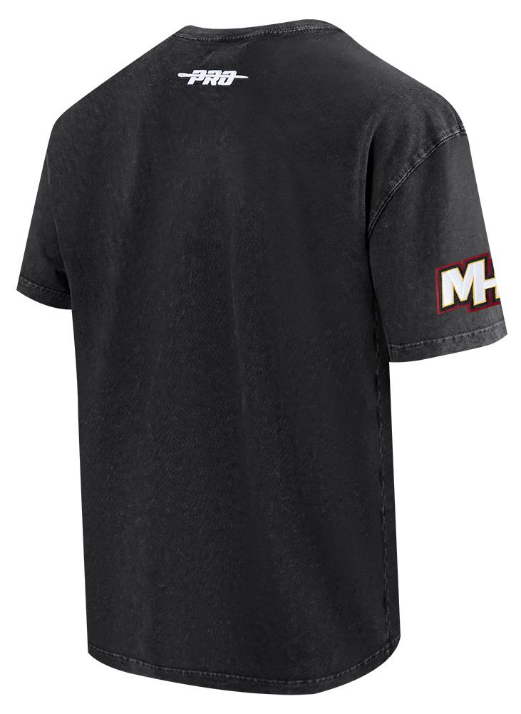 Pro Standard Men's Miami Heat Black Fire And Roses Washed T-Shirt product image