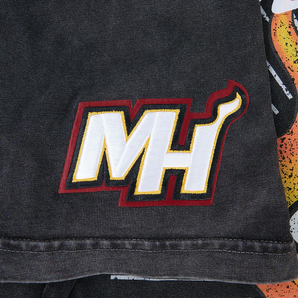 Pro Standard Men's Miami Heat Black Fire And Roses Washed T-Shirt product image