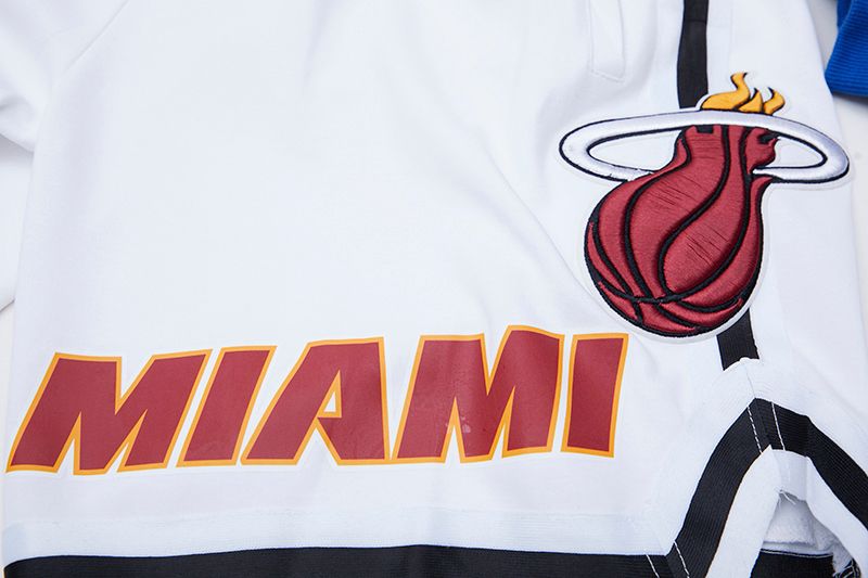 Pro Standard Men's Miami Heat White Classic Chenille Shorts product image