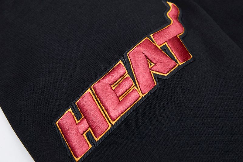 Pro Standard Men's Miami Heat Black Classic Chenille Pullover Hoodie product image