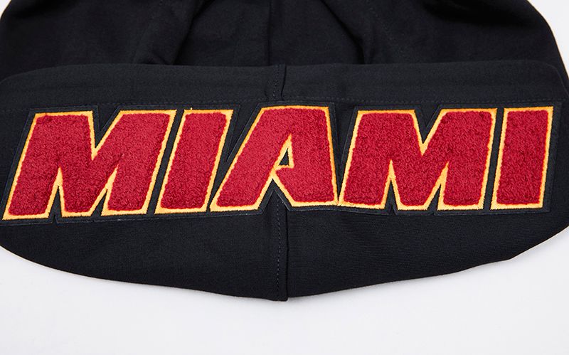 Pro Standard Men's Miami Heat Black Classic Chenille Pullover Hoodie product image