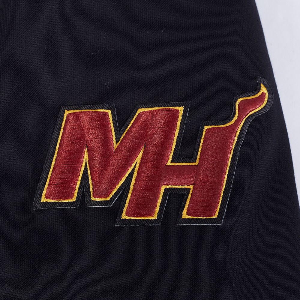 Pro Standard Men's Miami Heat Black Classic Fleece Pullover Hoodie product image