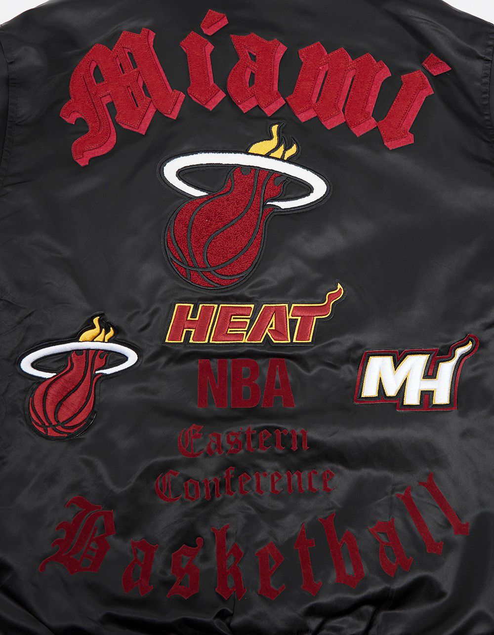 Pro Standard Men's Miami Heat Black Old English Rib Satin Jacket product image