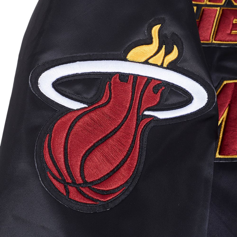Pro Standard Men's Miami Heat Black  Retro Classic Rib Satin Jacket product image