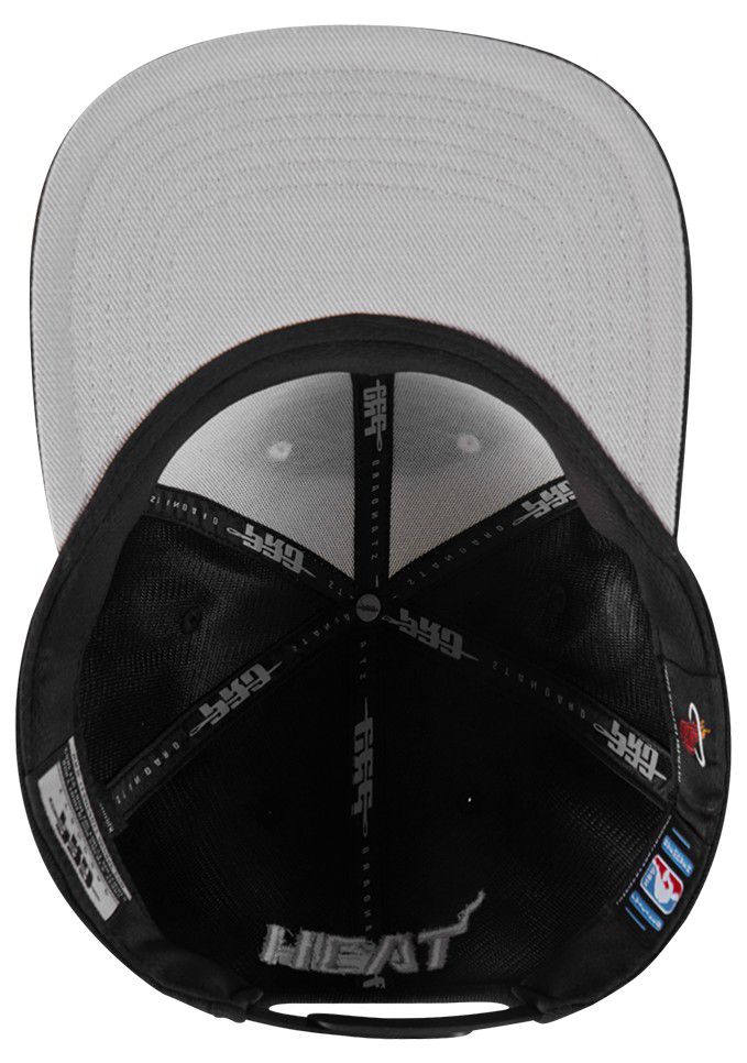 Pro Standard Adult Miami Heat Black Pinch Snapback Adjustable Hat product image