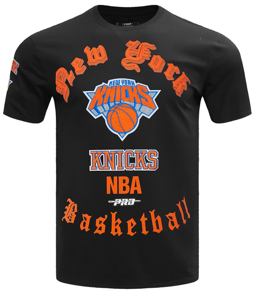 Pro Standard Men's New York Knicks Black Old English Short Sleeve T-Shirt product image