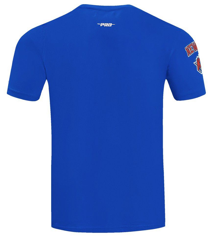 Pro Standard Men's New York Knicks Blue Old English Short Sleeve T-Shirt product image