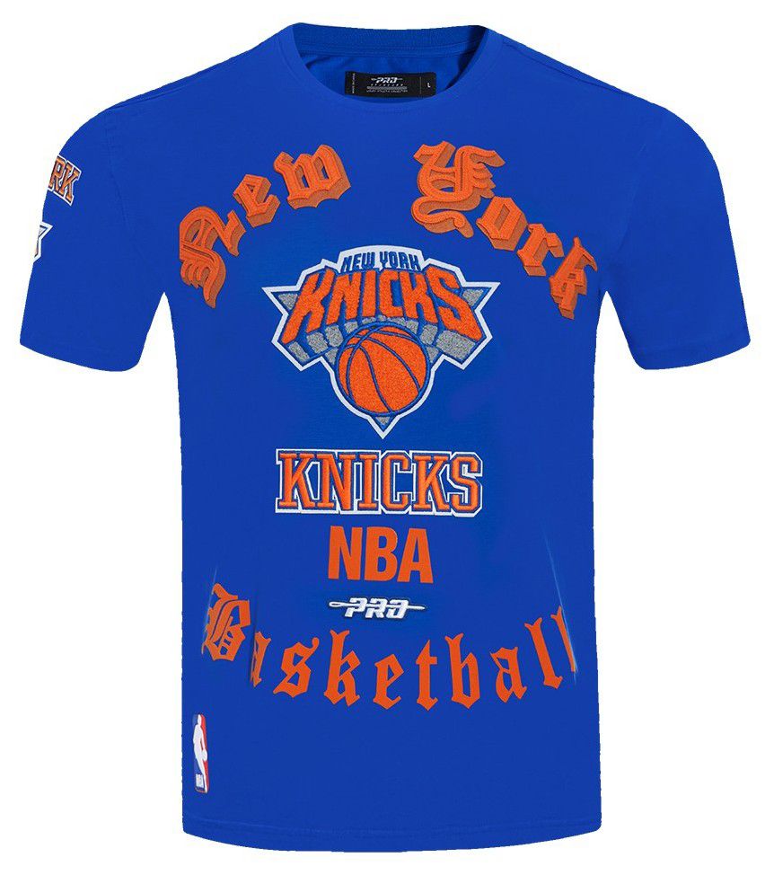 Pro Standard Men's New York Knicks Blue Old English Short Sleeve T-Shirt product image
