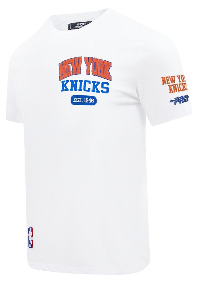 Pro Standard Men's New York Knicks White City Arch T-Shirt product image