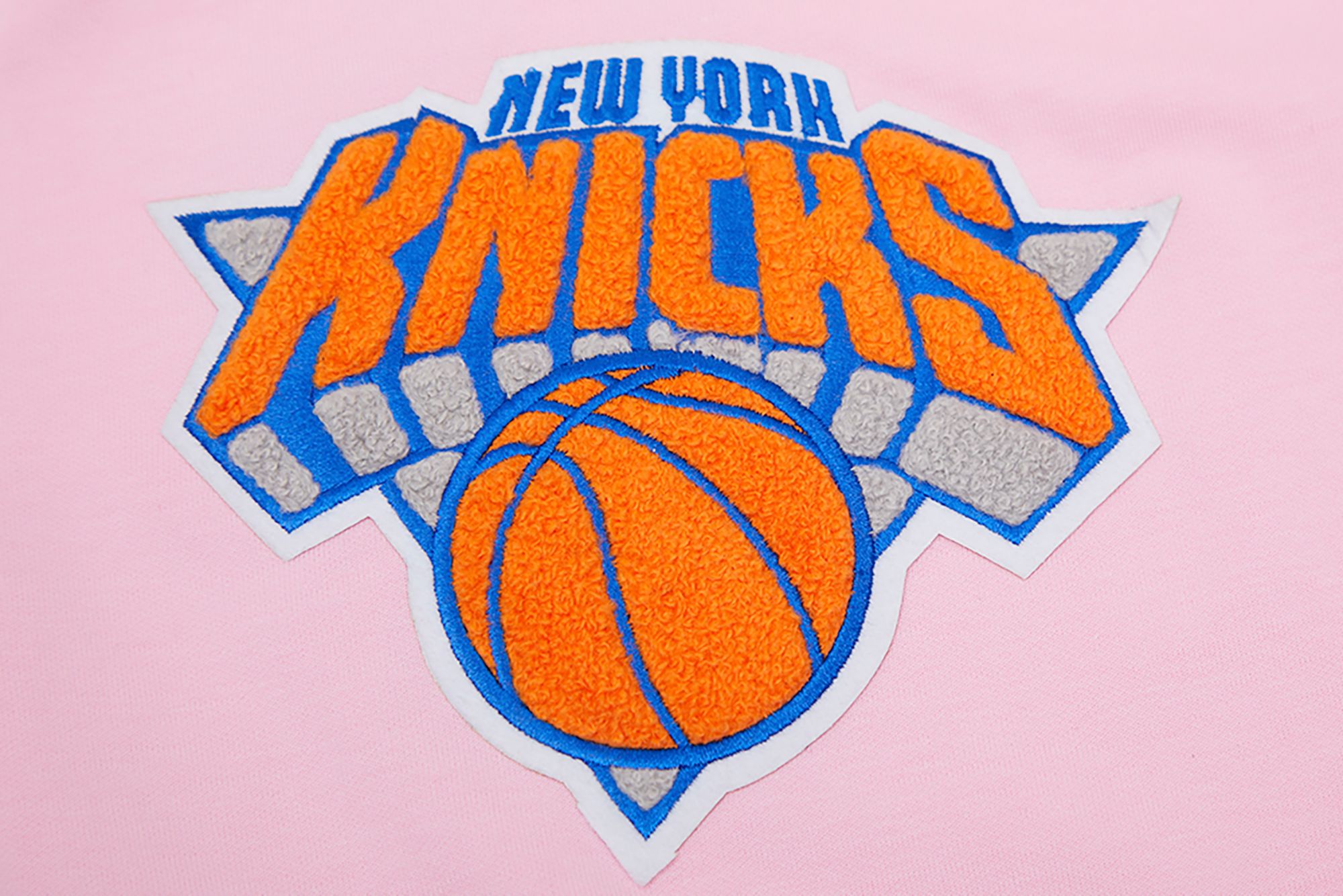 Pro Standard Men's New York Knicks Pink Chenille Shorts product image