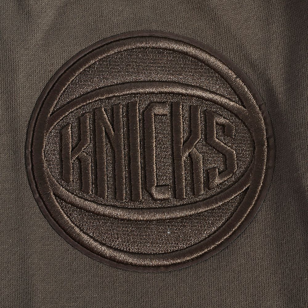 Pro Standard Men's New York Knicks Taupe Neutral Fleece Shorts product image