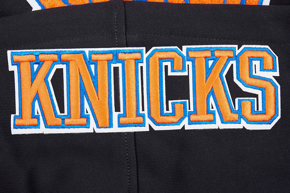 Pro Standard Men's New York Knicks Black Old English Fleece Hoodie product image