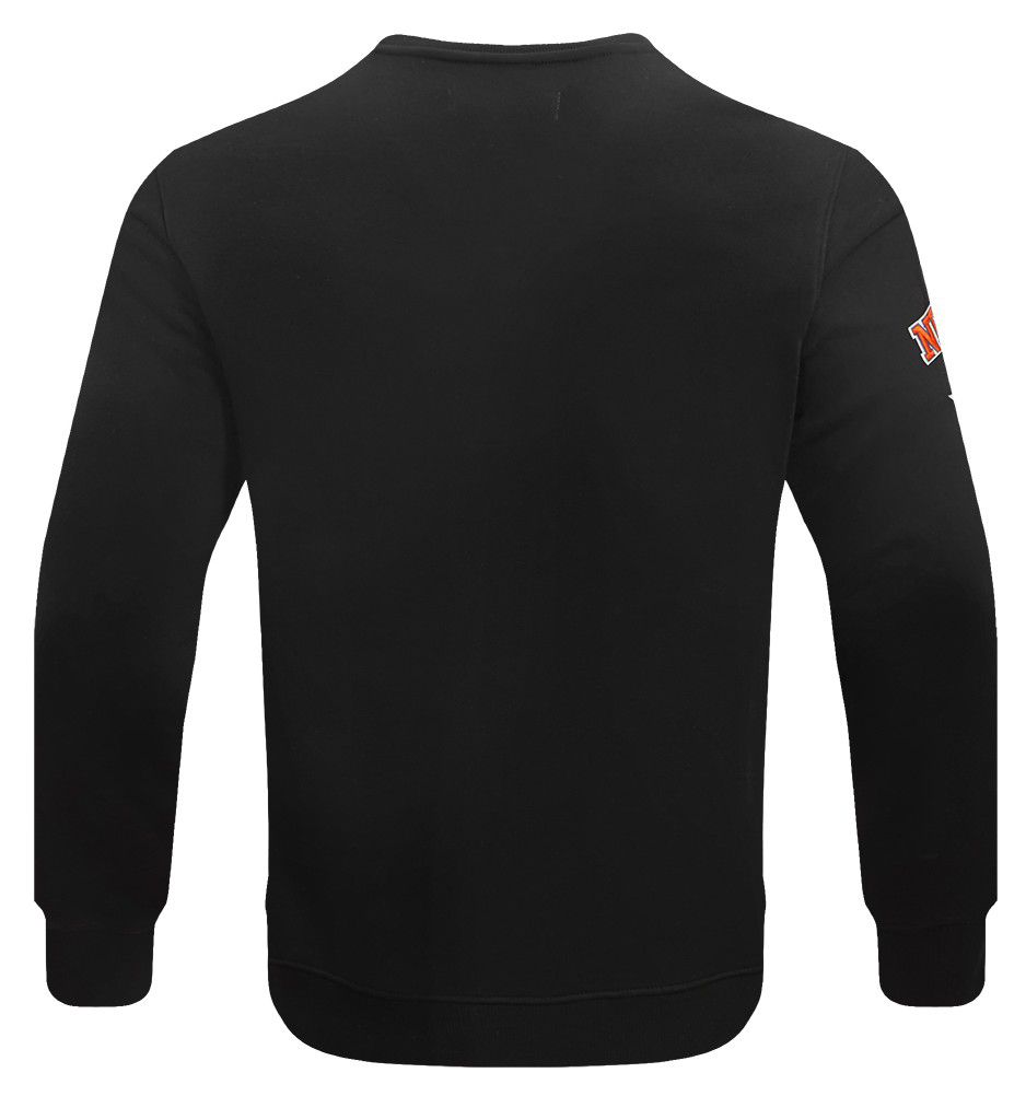 Pro Standard Men's New York Knicks Black Old English Fleece Crewneck Sweatshirt product image