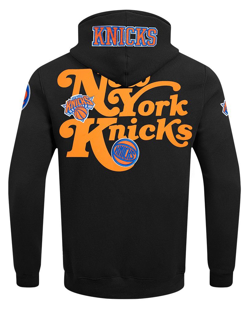 Pro Standard Men's New York Knicks Black Souvenir Fleece Pullover Hoodie product image