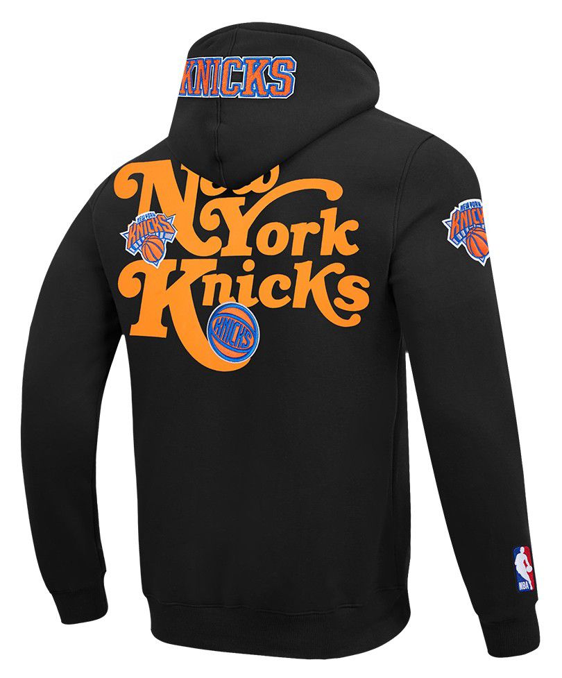 Pro Standard Men's New York Knicks Black Souvenir Fleece Pullover Hoodie product image