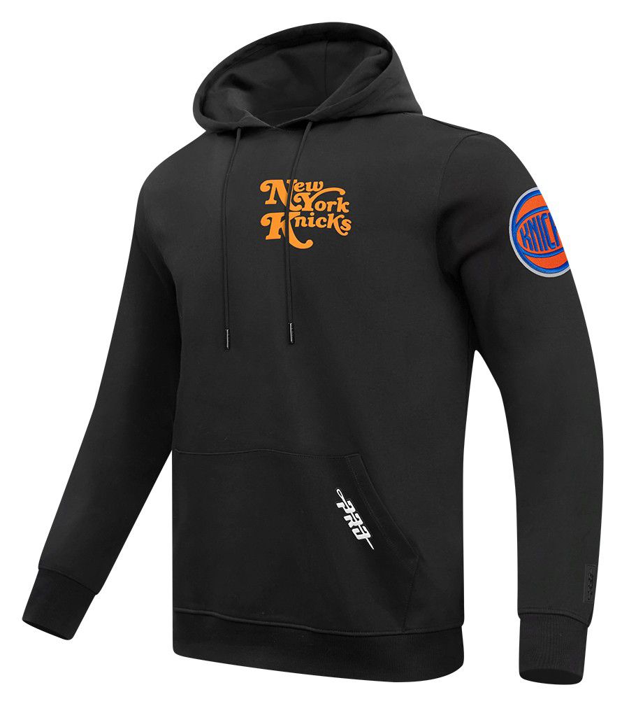 Pro Standard Men's New York Knicks Black Souvenir Fleece Pullover Hoodie product image