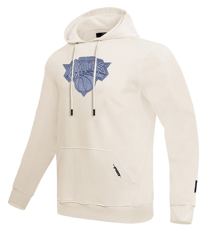 Pro Standard Men's New York Knicks Linen Varsity Blues Hoodie product image