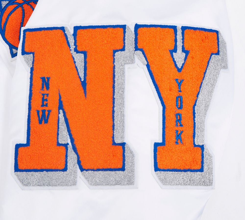 Pro Standard Men's New York Knicks White Old English Ribbed Satin Jacket product image