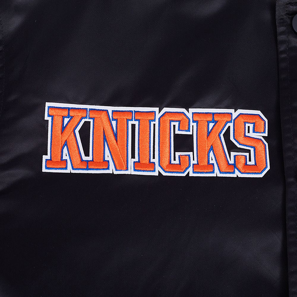 Pro Standard Men's New York Knicks Black Souvenir Satin Jacket product image