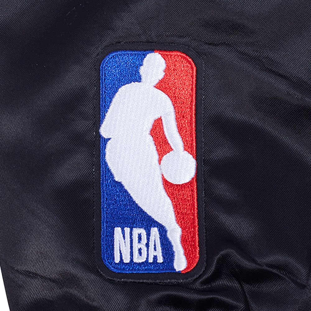 Pro Standard Men's New York Knicks Black Souvenir Satin Jacket product image