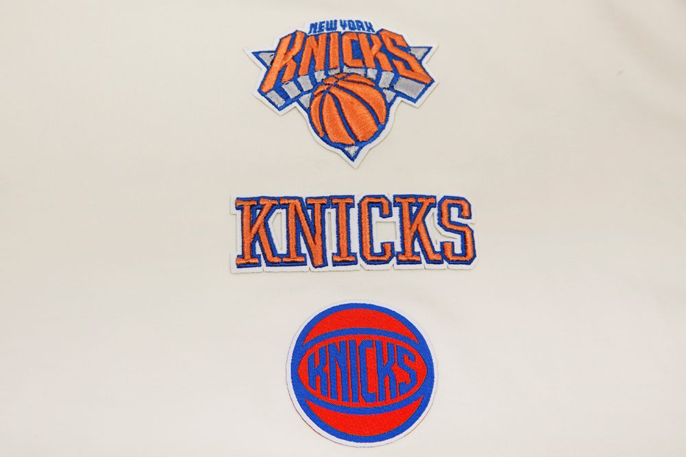 Pro Standard Women's New York Knicks Off-White Classic Boxy Cropped T-Shirt product image