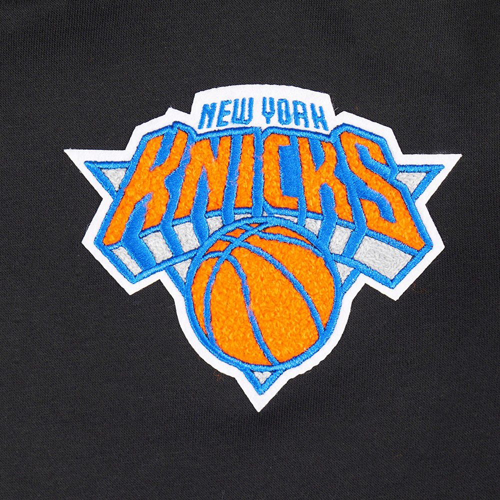 Pro Standard Youth New York Knicks Black Fleece Pullover Hoodie product image