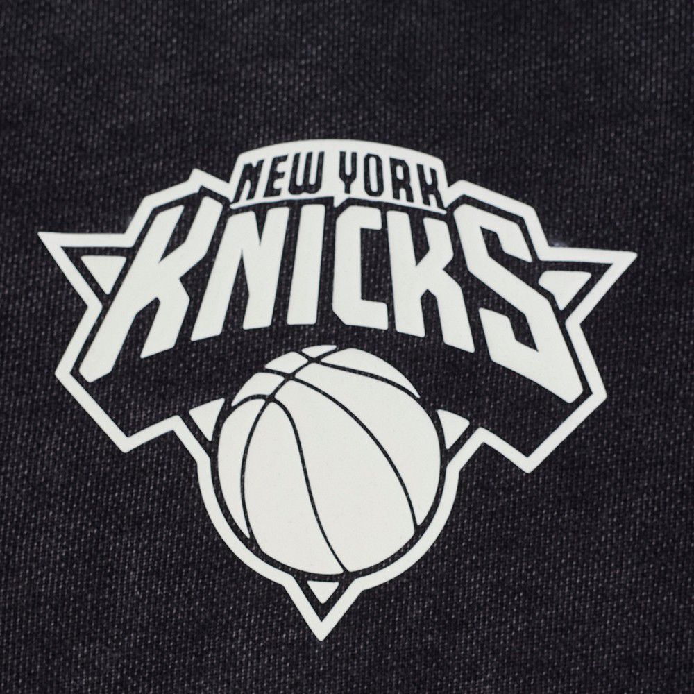 Pro Standard Women's New York Knicks Black Street Team Hoodie product image