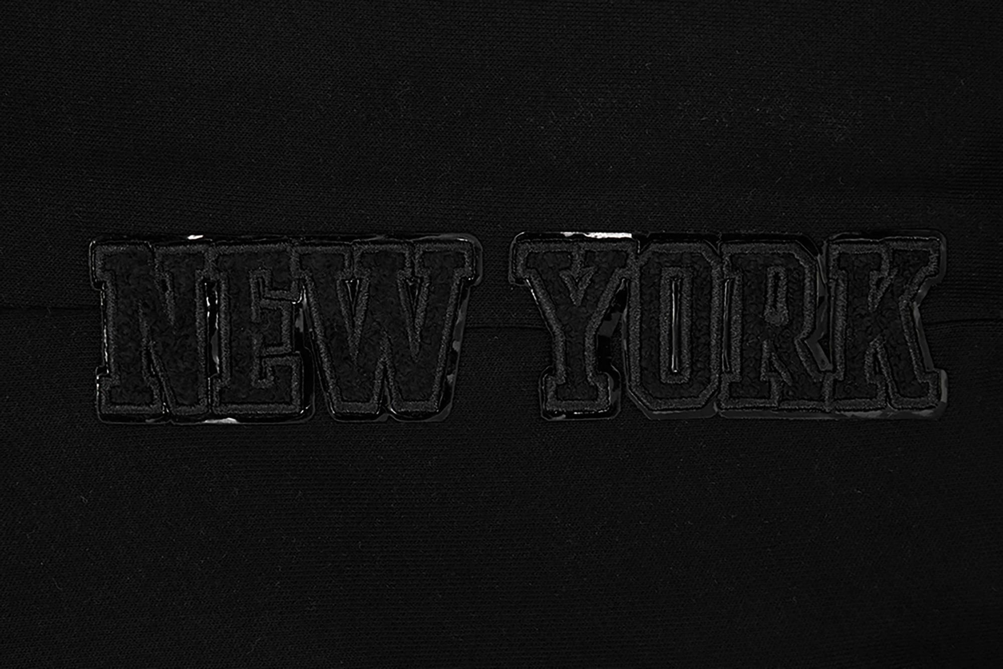 Pro Standard Women's New York Knicks Black Fleece Sweatpants product image