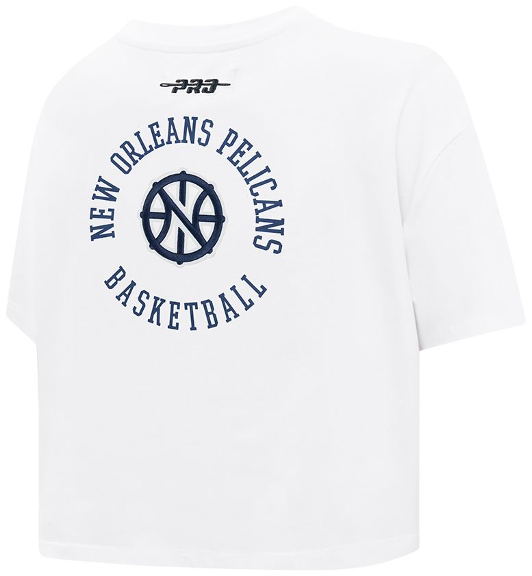 Pro Standard Women's New Orleans Pelicans White Crest Emblem Boxy T-Shirt product image